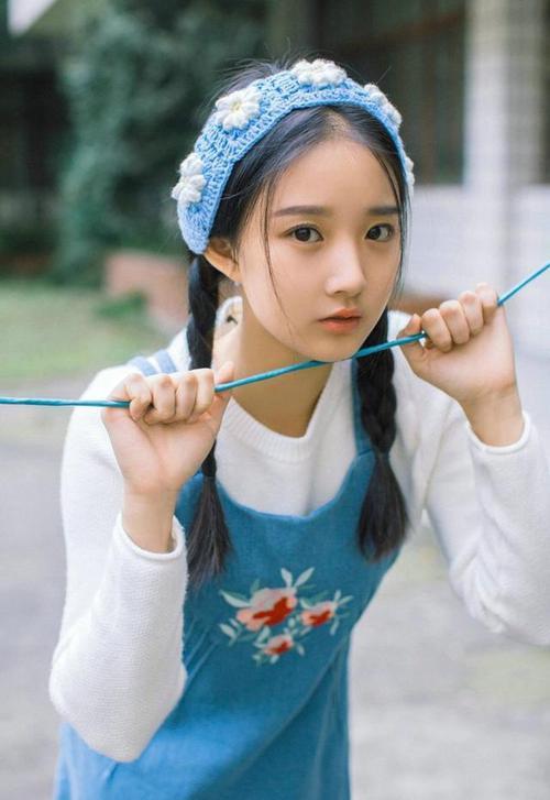 九游娱乐官网 (JIUYOU)-“尼古拉斯·桑特基的精准踢球和传球技巧，助力美洲狮队冲击世界冠军”
