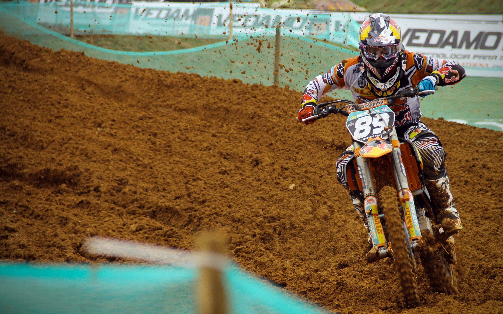 争四大战如何通过战术板让球员心理适应关键战压力